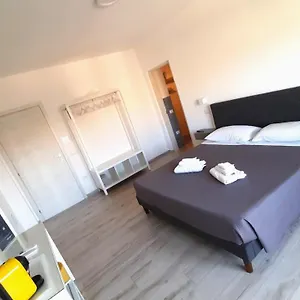 ** Pensión Maison Margherita Italia